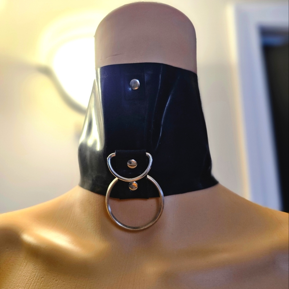 100% Latex Choker